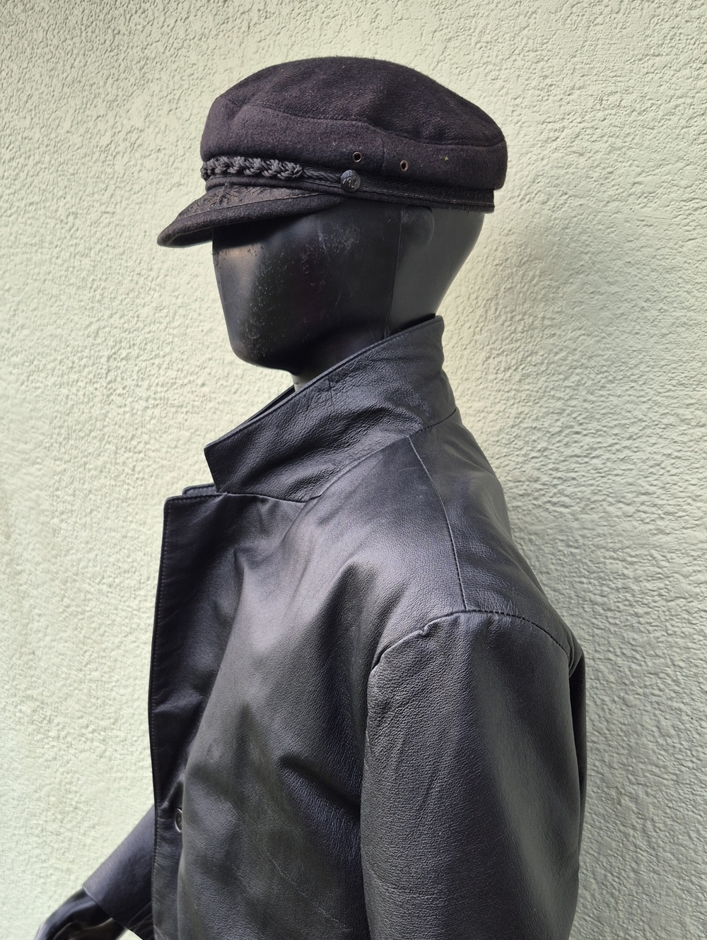 Guide Gear Men's Vintage Black Genuine Leather (2) Button Blazer/Jacket